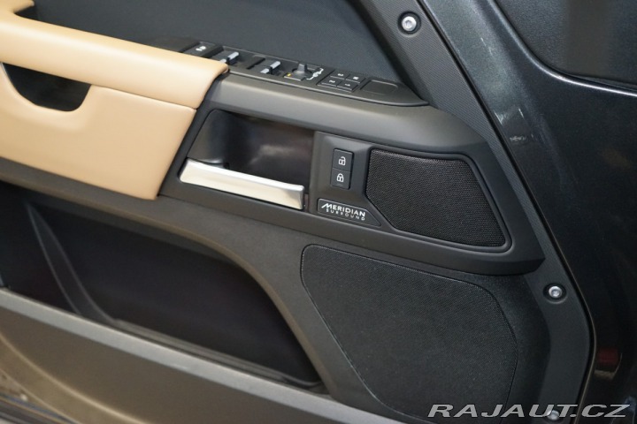 Land Rover Defender D300*110*HSE*X-DYNAMIC* 2025