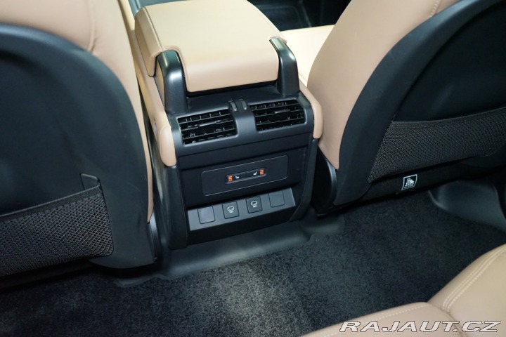 Land Rover Defender D300*110*HSE*X-DYNAMIC* 2025