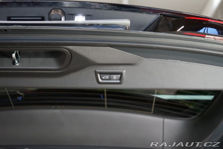 BMW X7 40d*xDRIVE*H/K*TAŽNÉ*HUD* 2025