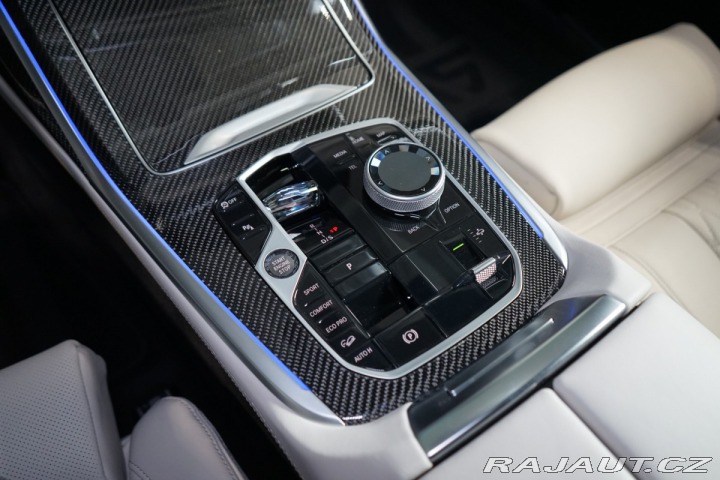BMW X7 40d*xDRIVE*H/K*TAŽNÉ*HUD* 2025