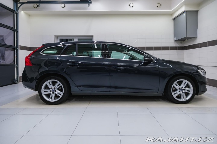 Volvo V60 D4 AWD/AT 133 kW , tažné 2014