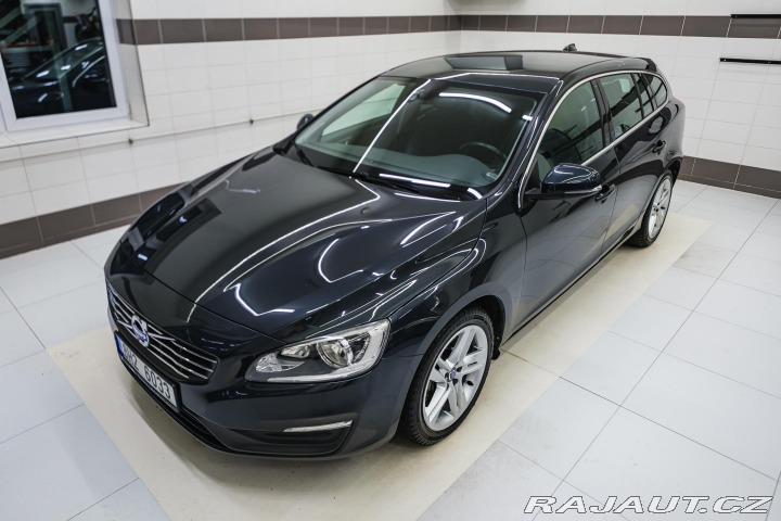 Volvo V60 D4 AWD/AT 133 kW , tažné 2014