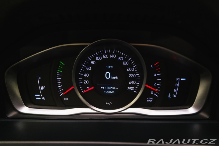 Volvo V60 D4 AWD/AT 133 kW , tažné 2014