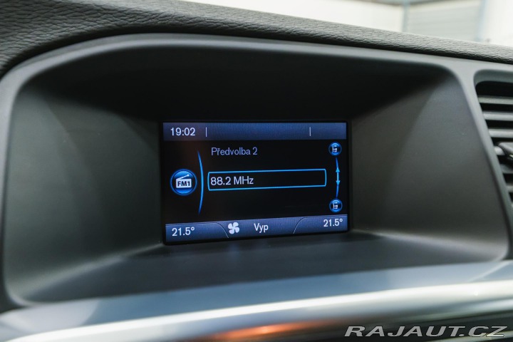 Volvo V60 D4 AWD/AT 133 kW , tažné 2014