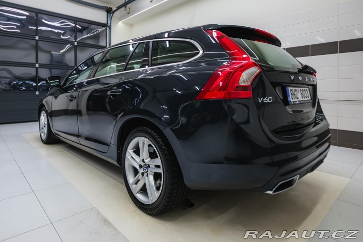 Volvo V60 D4 AWD/AT 133 kW , tažné 2014