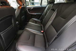 Volvo V60 D4 AWD/AT 133 kW , tažné 2014