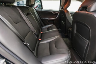 Volvo V60 D4 AWD/AT 133 kW , tažné 2014