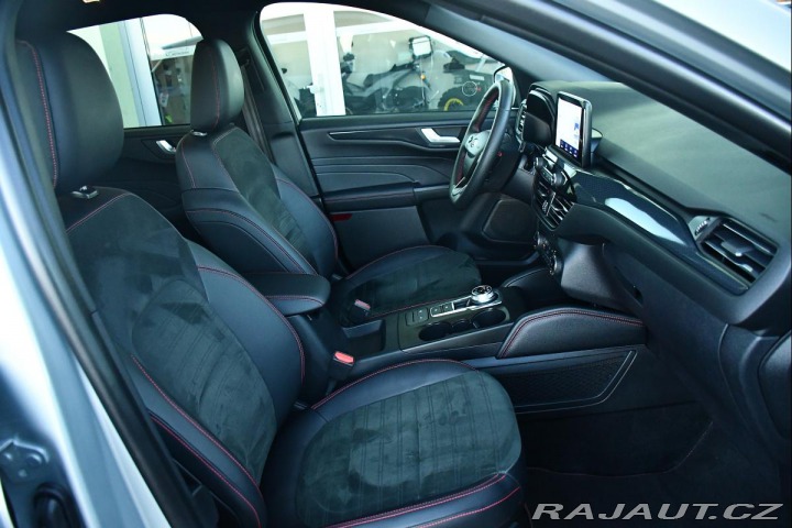 Ford Kuga 2.5 HEV AWD ST-Line ČR ZÁ 2023