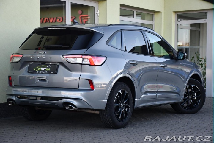 Ford Kuga 2.5 HEV AWD ST-Line ČR ZÁ 2023