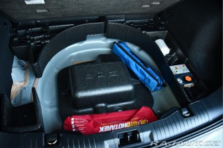 Ford Kuga 2.5 HEV AWD ST-Line ČR ZÁ 2023