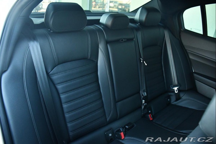 Alfa Romeo Giulia 2.0Turbo REZERVACE 2024