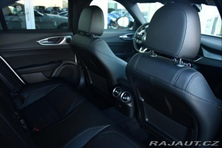 Alfa Romeo Giulia 2.0Turbo206kW AT8-Q4 Velo 2024