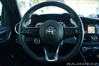 Alfa Romeo Giulia 2.0Turbo206kW AT8-Q4 Velo 2024