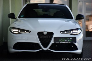 Alfa Romeo Giulia 2.0Turbo206kW AT8-Q4 Velo 2024