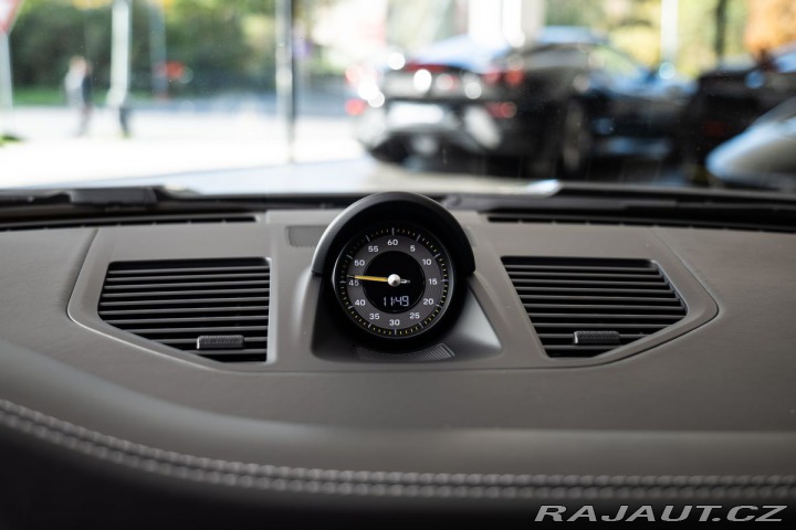 Porsche 911 GT3 (992) 1800