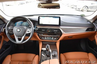 BMW 5 530d xD LUXURY*TAŽNÉ*ZÁRU 2023