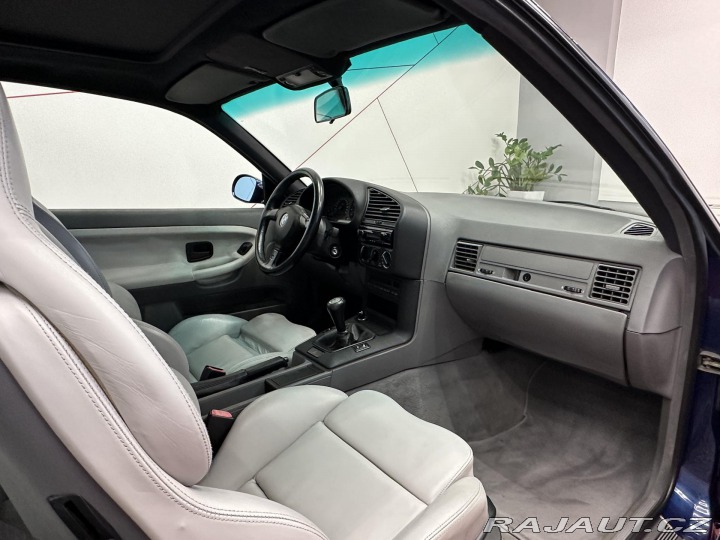 BMW M3 E36*PANO*PLNÁ SERV. HISTO 1993