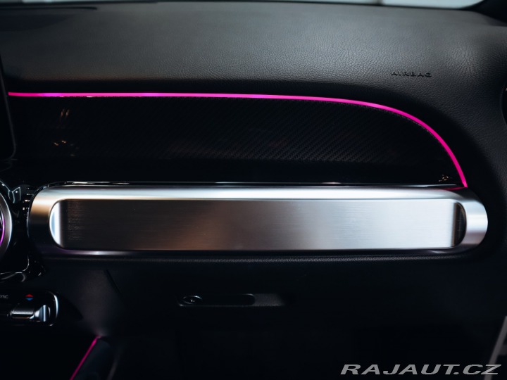 Mercedes-Benz GLB 250 4MATIC AMG 2020