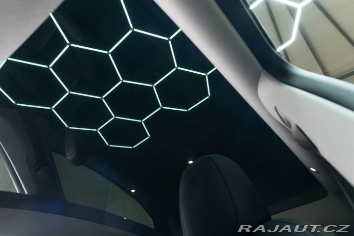 Tesla Model Y Dual Moro Long Range 2023