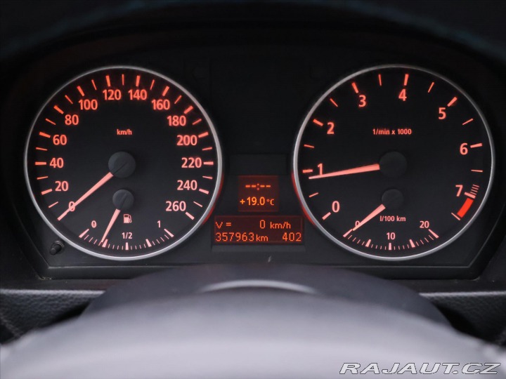 BMW 3 3,0 330i 190kW Xenon Navi 2006