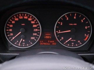 BMW 3 3,0 330i 190kW Xenon Navi 2006