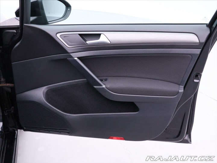 Volkswagen Golf 1,2 TSI 63kW Aut.klima Xe 2013