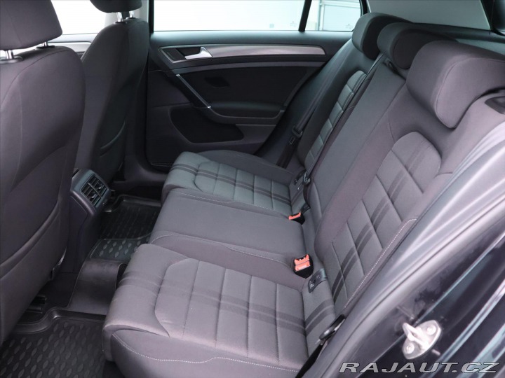 Volkswagen Golf 1,2 TSI 63kW Aut.klima Xe 2013