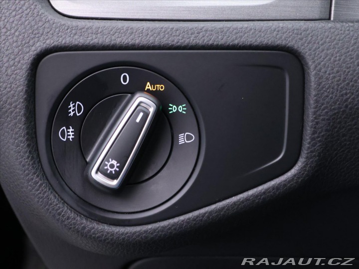 Volkswagen Golf 1,2 TSI 63kW Aut.klima Xe 2013