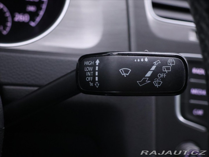 Volkswagen Golf 1,2 TSI 63kW Aut.klima Xe 2013