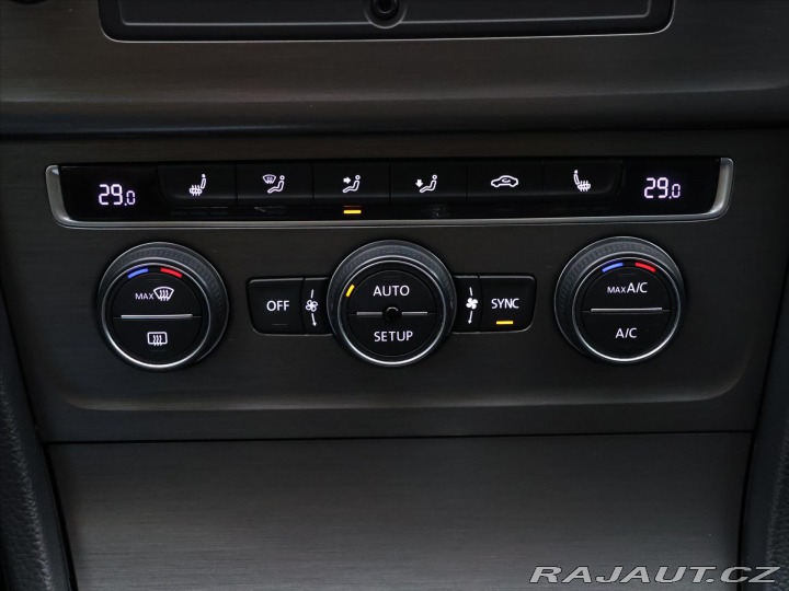 Volkswagen Golf 1,2 TSI 63kW Aut.klima Xe 2013