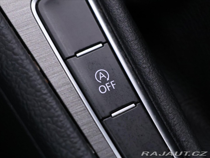 Volkswagen Golf 1,2 TSI 63kW Aut.klima Xe 2013