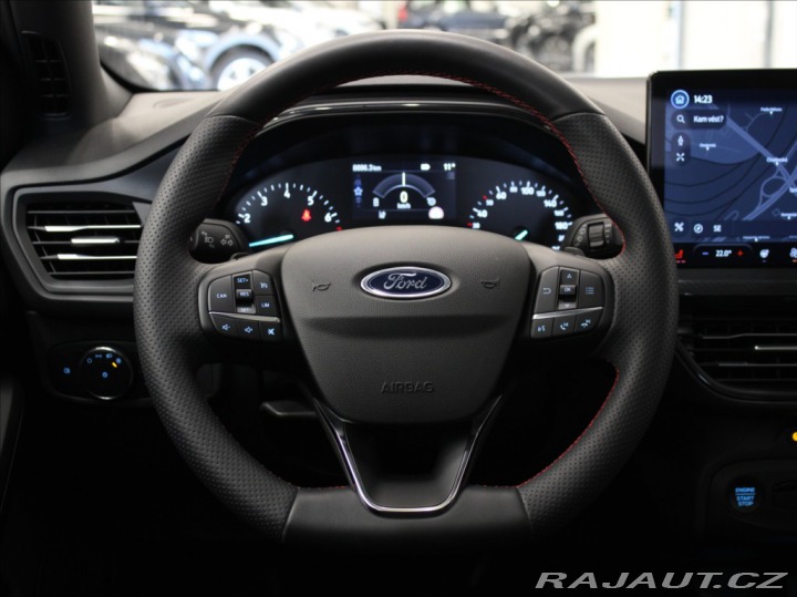 Ford Focus 1,0 EB 115kW AT ST  PANO. 2023