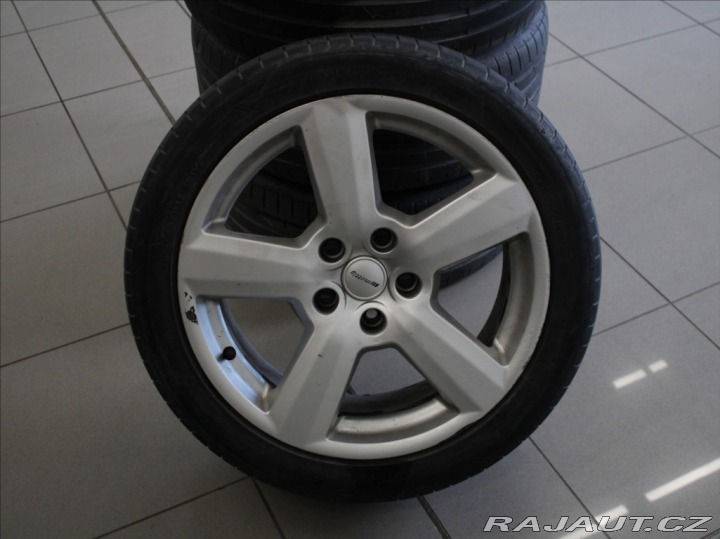 Škoda Superb 1,9 TDi Classic TAŽNÉ 2.m 2003