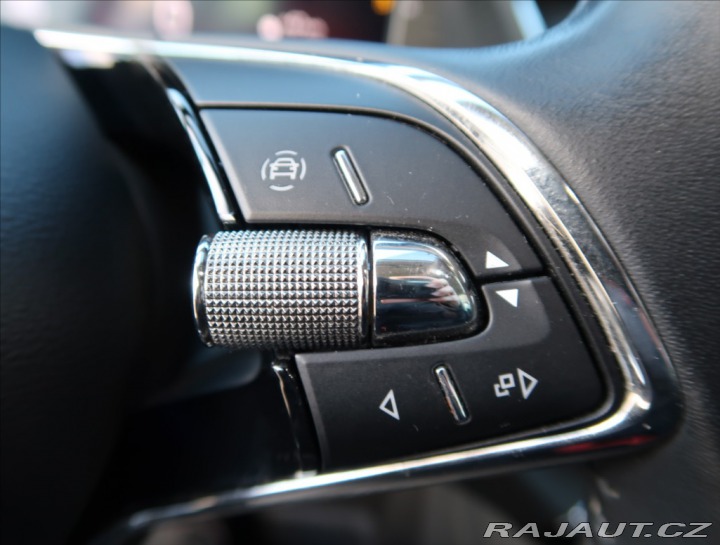 Škoda Octavia 2,0 TDI ČR 1 MAJITEL 2021