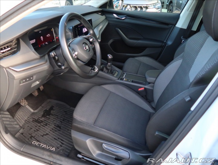 Škoda Octavia 2,0 TDI ČR 1 MAJITEL 2021