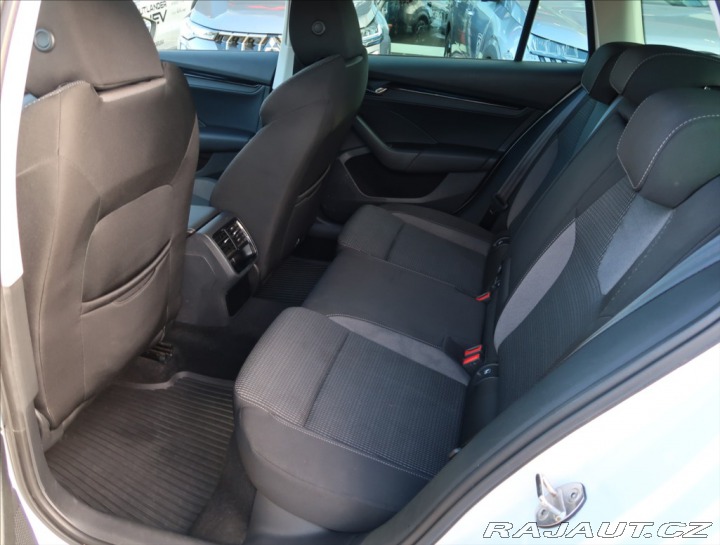 Škoda Octavia 2,0 TDI ČR 1 MAJITEL 2021