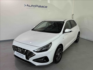 Hyundai i30 1,5 T-GDI SMART 7/2027 ZÁ