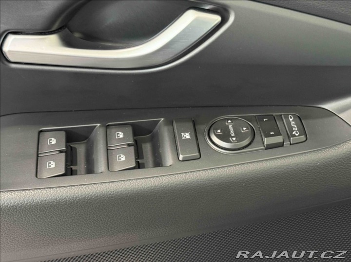 Hyundai i30 1,5 T-GDI SMART 7/2027 ZÁ 2022