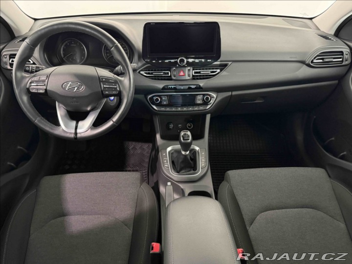 Hyundai i30 1,5 T-GDI SMART 7/2027 ZÁ 2022