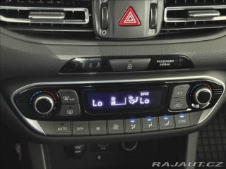 Hyundai i30 1,5 T-GDI SMART 7/2027 ZÁ 2022