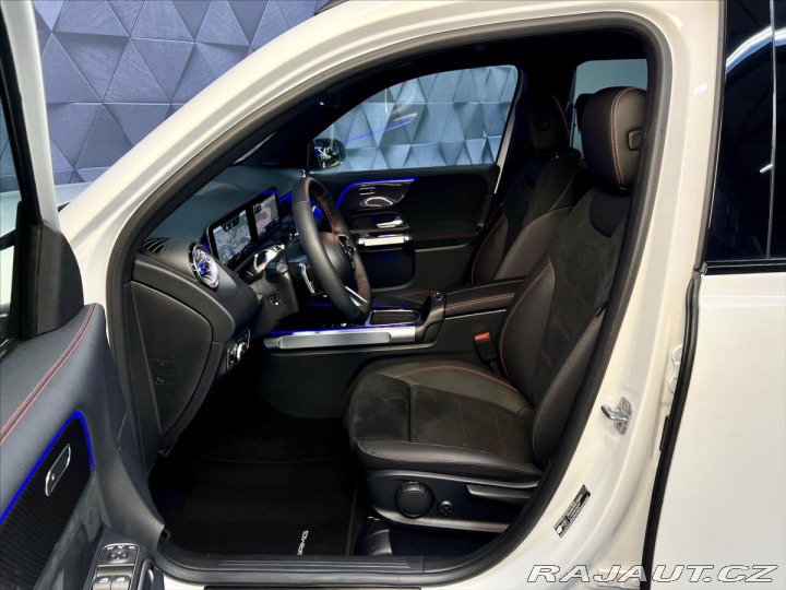 Mercedes-Benz GLB 200d 4MATIC AMG, WEBASTO, 2025