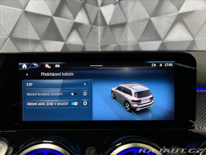 Mercedes-Benz GLB 200d 4MATIC AMG, WEBASTO, 2025