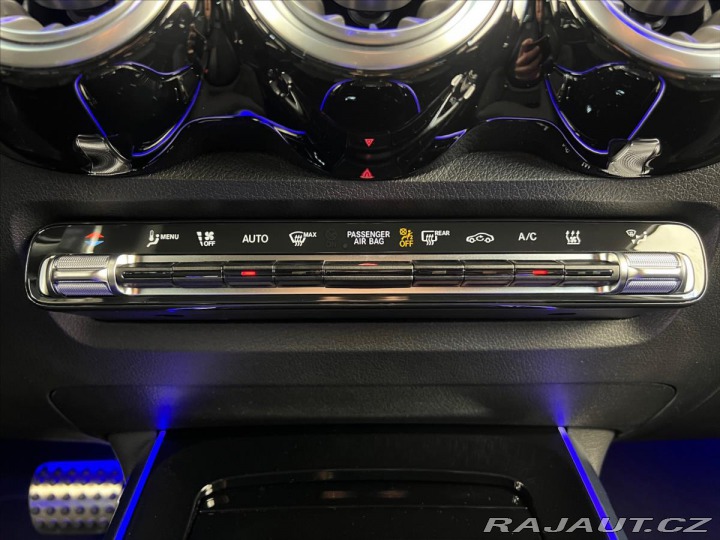 Mercedes-Benz GLB 200d 4MATIC AMG, WEBASTO, 2025