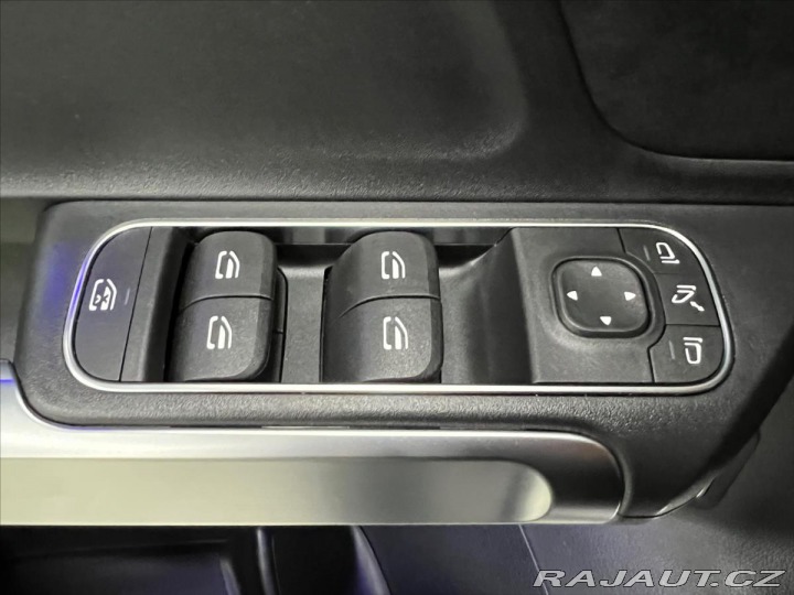 Mercedes-Benz GLB 200d 4MATIC AMG, WEBASTO, 2025