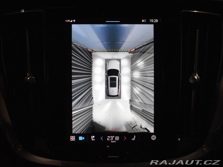 Volvo V60 2,0 T6 AWD PLUS Bezklíč,B 2025