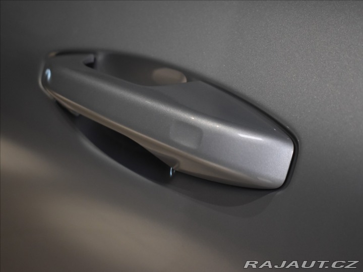 Volvo V60 2,0 T6 AWD PLUS Bezklíč,B 2025