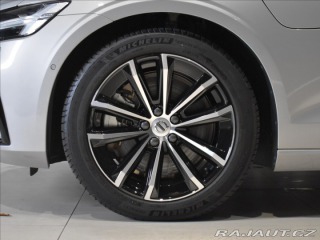 Volvo V60 2,0 T6 AWD PLUS Bezklíč,B 2025