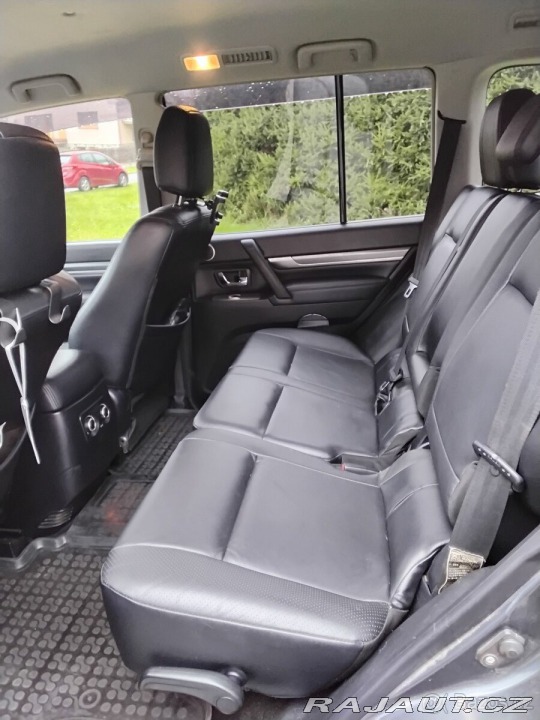 Mitsubishi Pajero  2007