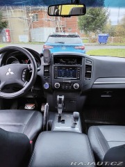 Mitsubishi Pajero  2007