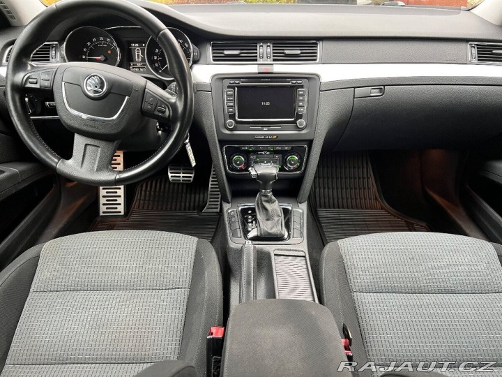 Škoda Superb 2,0   2 2012